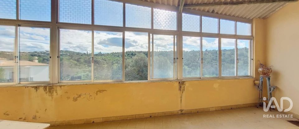 House T5 in Paderne of 160 m²