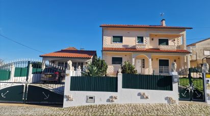 House T5 in Arega of 245 m²