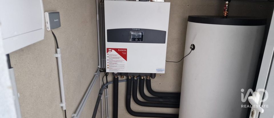 Moradia T5 em Arega de 245 m²