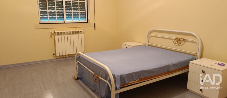 Moradia T5 em Arega de 245 m²