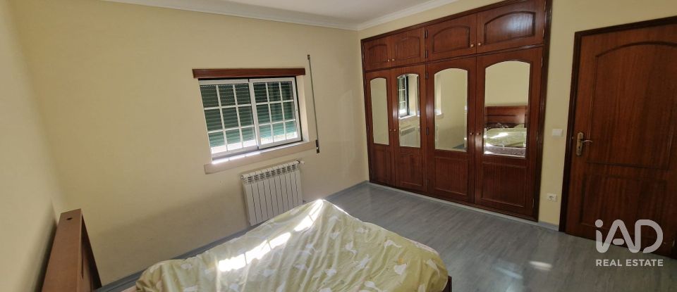 Moradia T5 em Arega de 245 m²