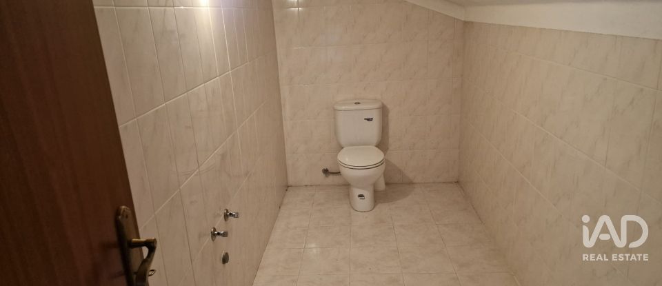 Moradia T5 em Arega de 245 m²