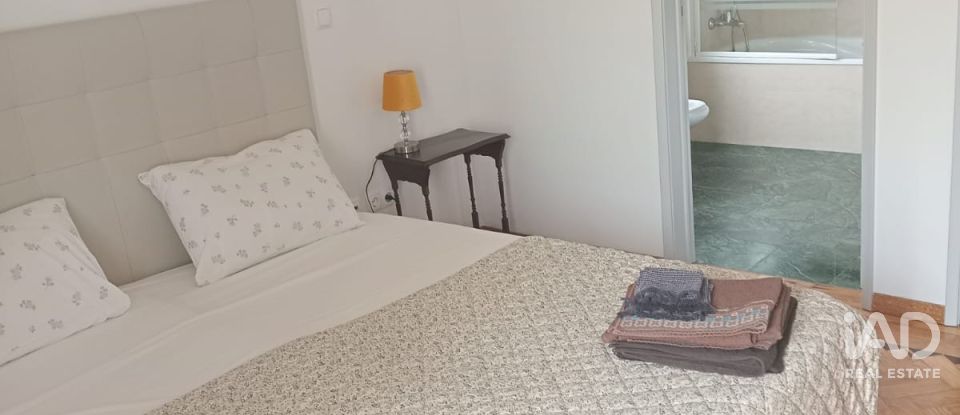 Moradia T5 em São Domingos de Rana de 160 m²