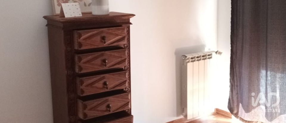 Moradia T5 em São Domingos de Rana de 160 m²