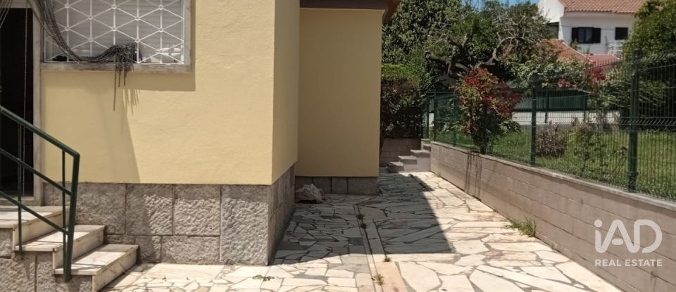 Moradia T5 em São Domingos de Rana de 160 m²