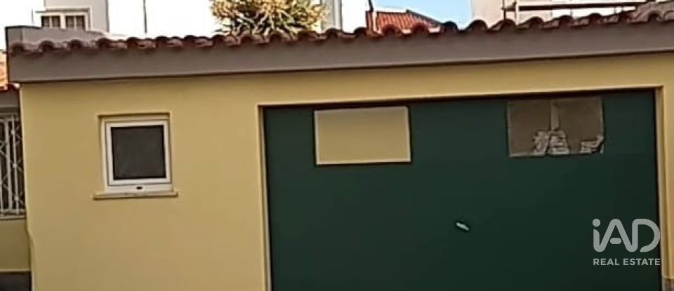 Moradia T5 em São Domingos de Rana de 160 m²