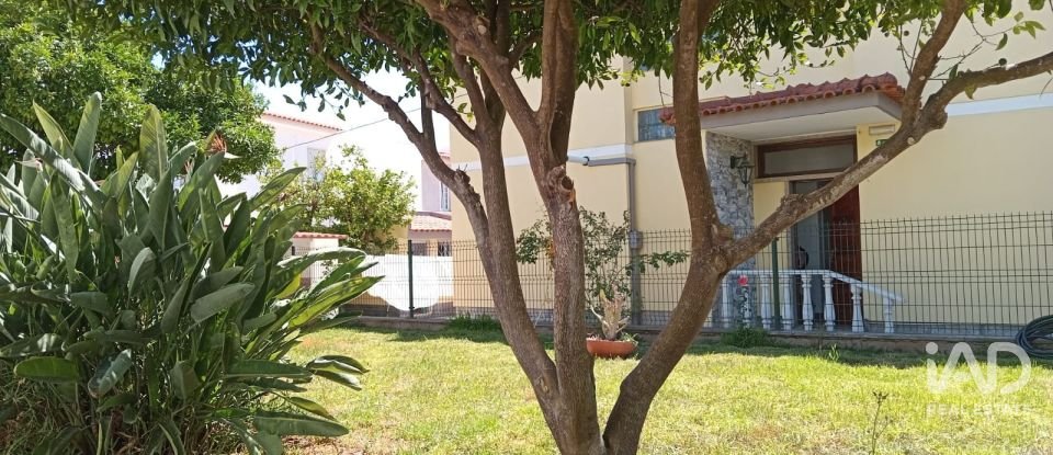 Moradia T5 em São Domingos de Rana de 160 m²