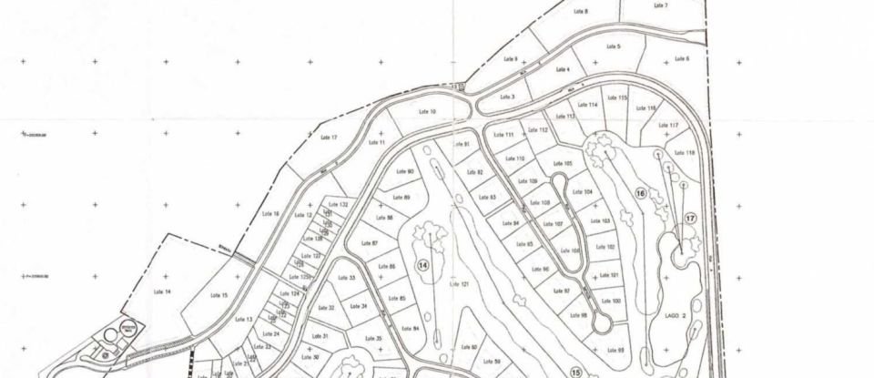 Terreno urbano em Queluz e Belas de 14 006 m²