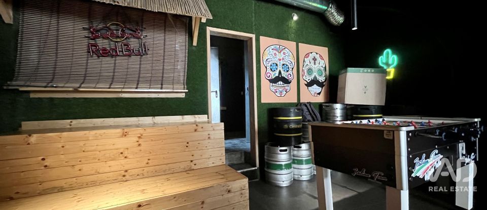 Boutique/Local commercial à São Gonçalo De Lagos de 115 m²