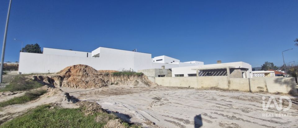 Habitação T3 em Rio Maior de 155 m²