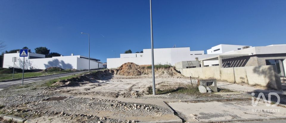 Habitação T3 em Rio Maior de 155 m²