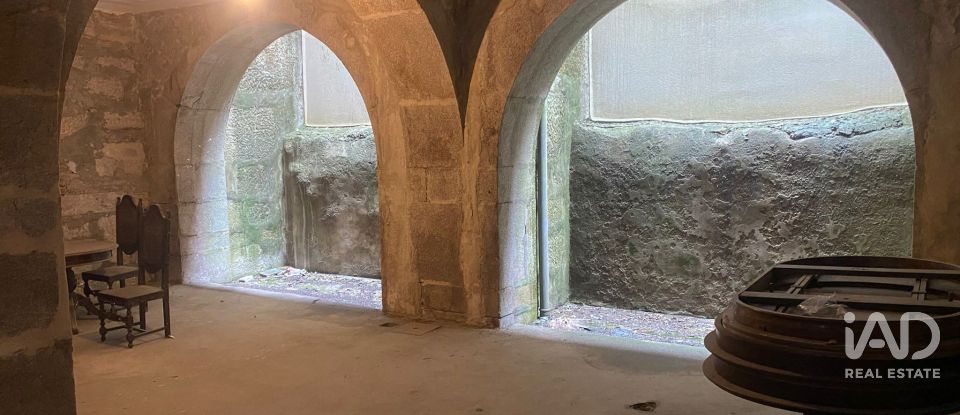 Loja / Estabelecimento Comercial em Cedofeita, Santo Ildefonso, Sé, Miragaia, São Nicolau e Vitória de 488 m²