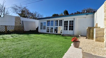 Maison T2 à Caldas da Rainha - Nossa Senhora do Pópulo, Coto e São Gregório de 166 m²