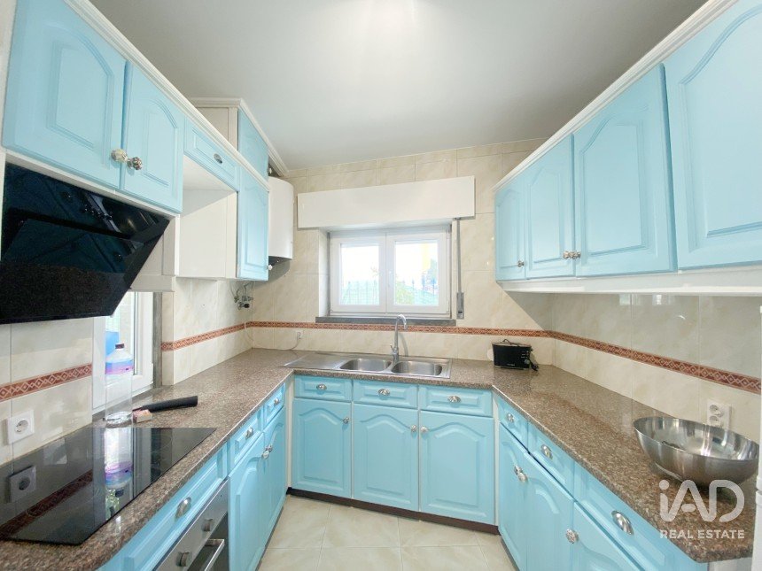 House T2 in São Domingos de Rana of 108 m²