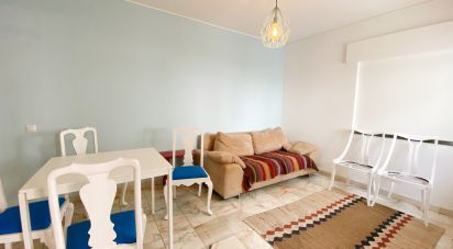 Maison T2 à São Domingos de Rana de 108 m²