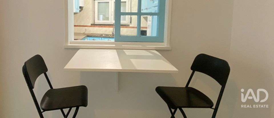 House T2 in São Domingos de Rana of 108 m²