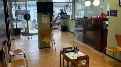 Boutique/Local commercial à Pedroso e Seixezelo de 186 m²