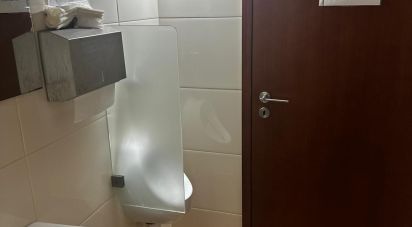 Boutique/Local commercial à Pedroso e Seixezelo de 186 m²