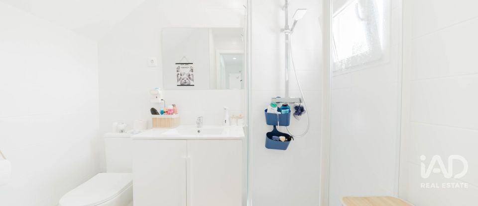 Lodge T4 in Aguda of 336 m²