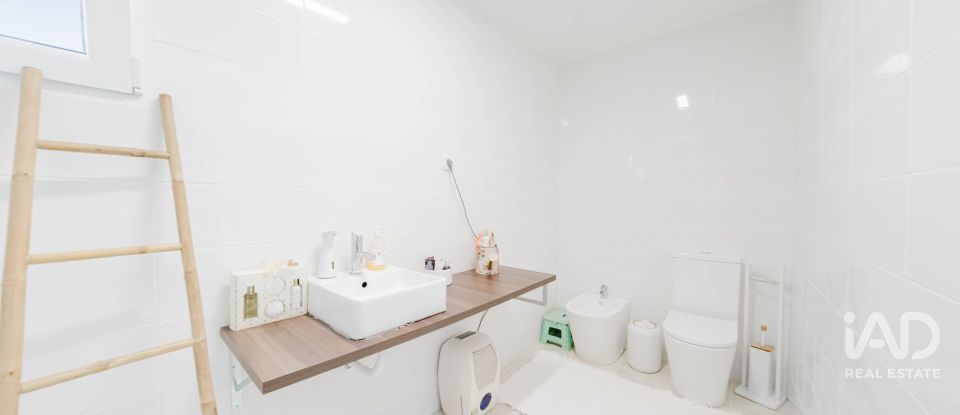 Lodge T4 in Aguda of 336 m²