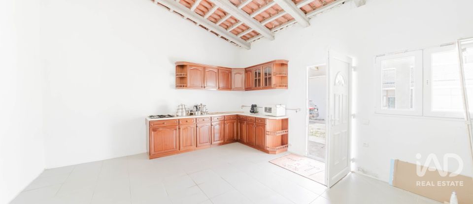 Lodge T4 in Aguda of 336 m²