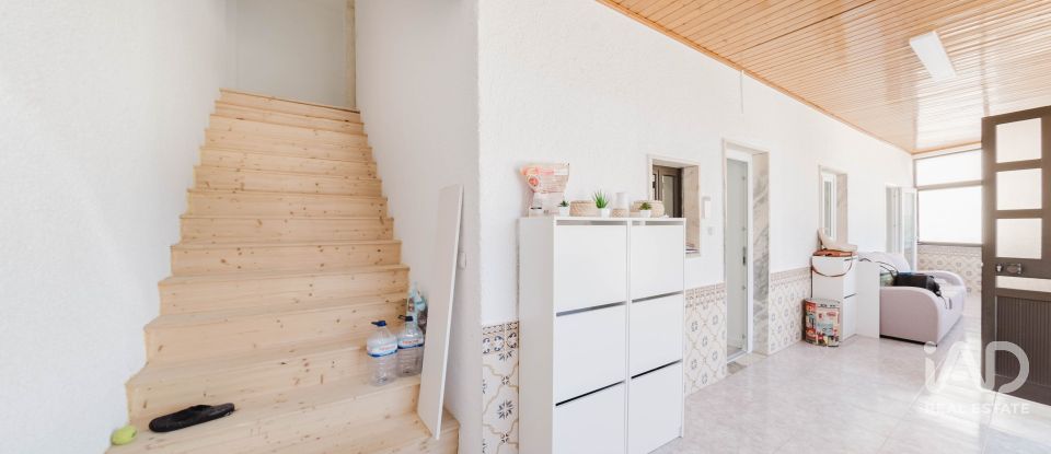 Lodge T4 in Aguda of 336 m²