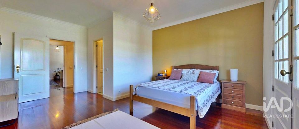 Cottage T5 in Canelas of 864 m²