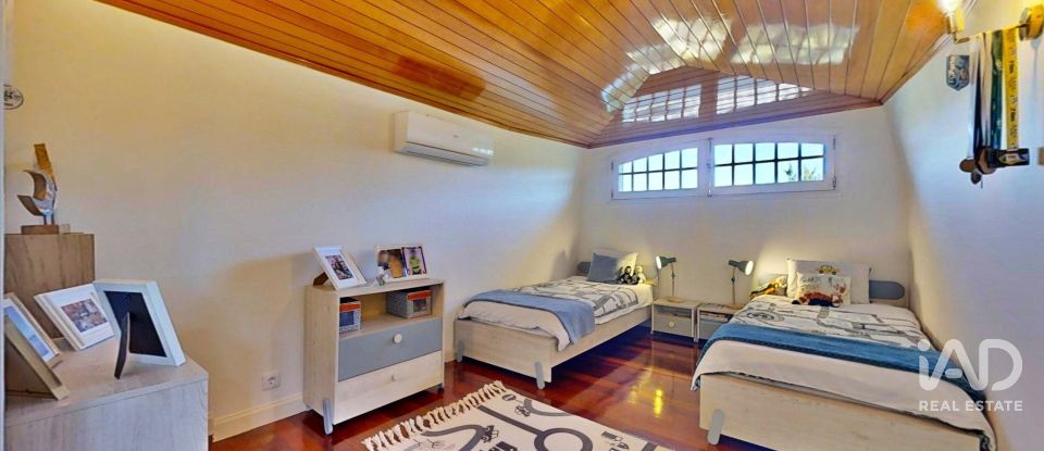 Cottage T5 in Canelas of 864 m²