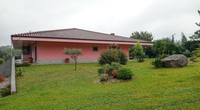 Lodge T6 in Selho (são jorge) of 457 m²
