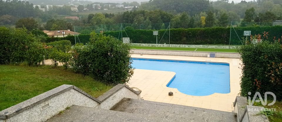 Casa T6 em Selho (são jorge) de 457 m²