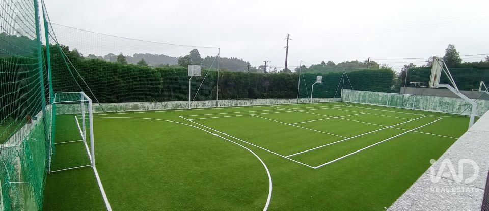 Casa T6 em Selho (são jorge) de 457 m²