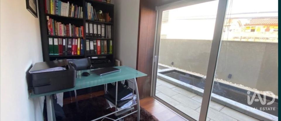 Maison de ville T4 à Matosinhos e Leça da Palmeira de 385 m²