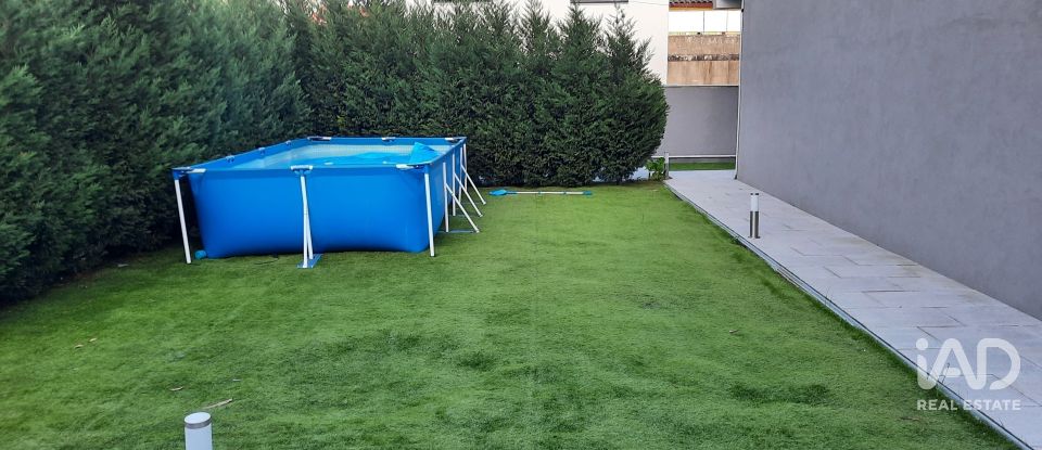 Maison de ville T4 à Matosinhos e Leça da Palmeira de 385 m²