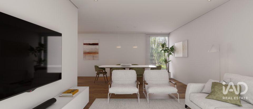 Moradia T3 em Milheirós de Poiares de 154 m²