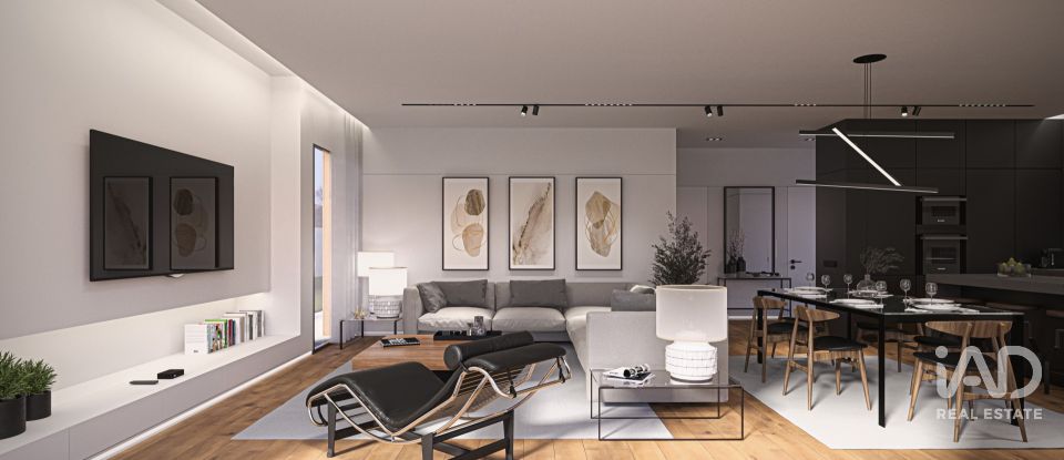 Moradia T4 em Santa Maria, São Pedro e Sobral da Lagoa de 212 m²