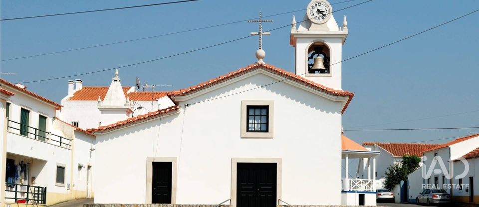 Moradia T4 em Santa Maria, São Pedro e Sobral da Lagoa de 212 m²