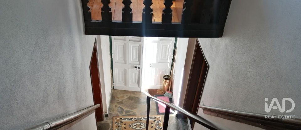 Maison T4 à Alvares de 390 m²