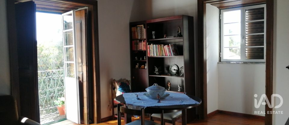 Maison T4 à Alvares de 390 m²