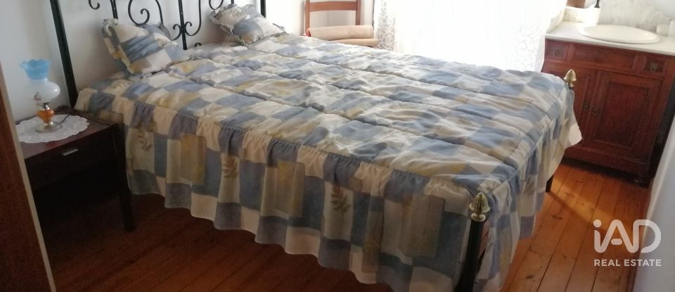 Maison T4 à Alvares de 390 m²