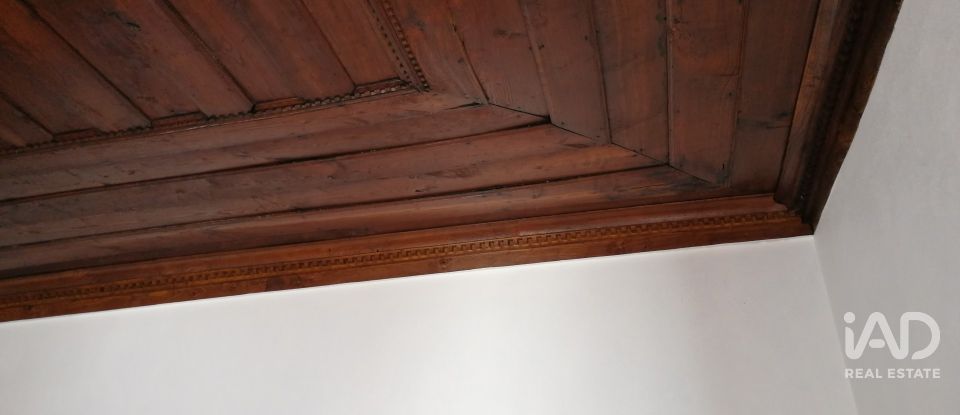 Maison T4 à Alvares de 390 m²