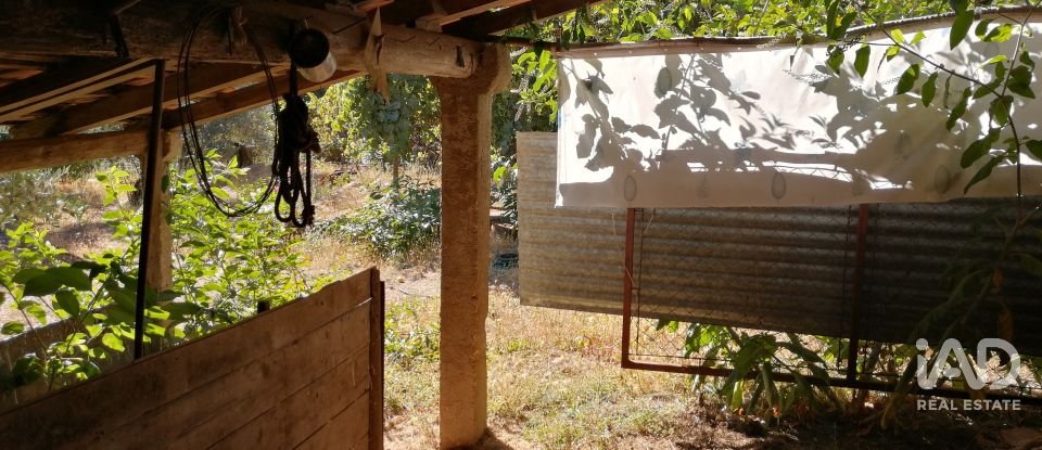 Maison T4 à Alvares de 390 m²