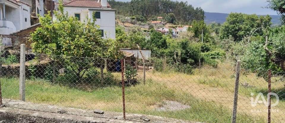 Maison T4 à Alvares de 390 m²