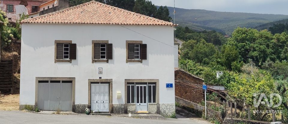 Maison T4 à Alvares de 390 m²