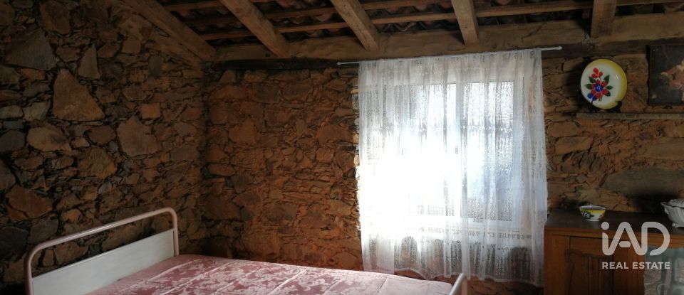 Maison T4 à Alvares de 390 m²