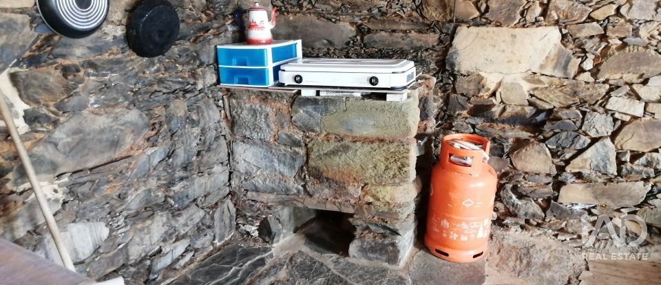 Maison T4 à Alvares de 390 m²