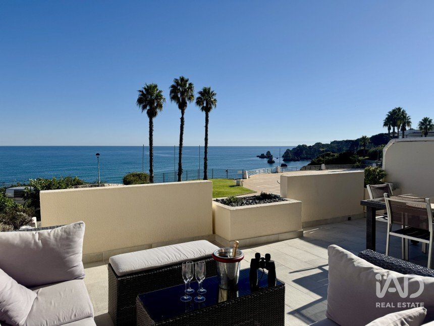 Duplex T2 à Lagos (São Sebastião e Santa Maria) de 192 m²