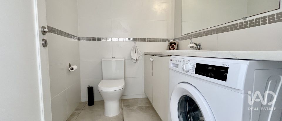 Duplex T2 à Lagos (São Sebastião e Santa Maria) de 192 m²