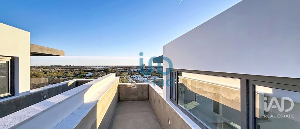 Maison T5 à Tavira (Santa Maria e Santiago) de 126 m²