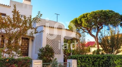 House T4 in Faro (Sé e São Pedro) of 144 m²