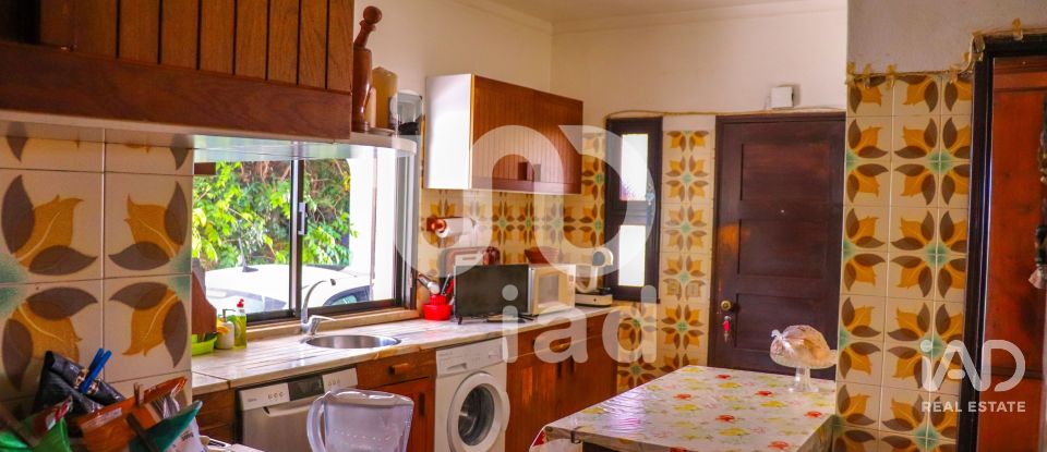 Moradia T4 em Faro (Sé e São Pedro) de 144 m²